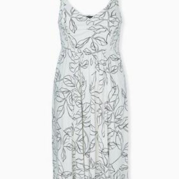Torrid Black and White Acas Leaf Smocked Midi Dress 2 / 2X / 18-20 - Picture 2 of 9